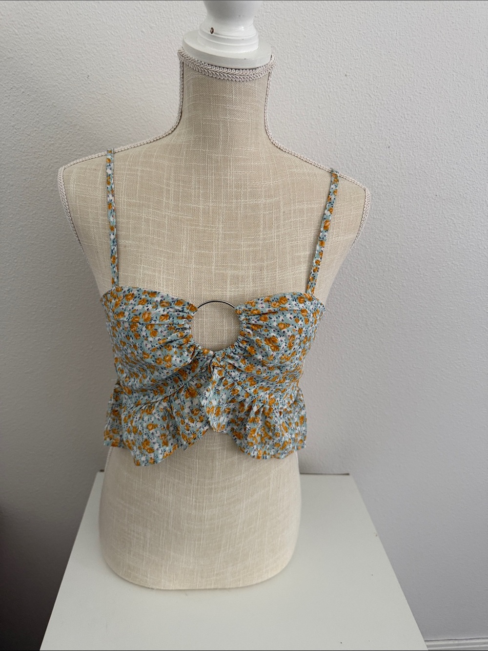 ROMWE Blue Floral Ring-Front Ruffle Camisole